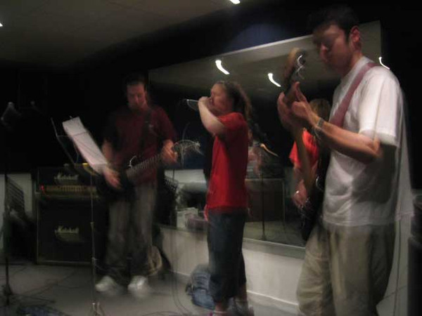 10 pH Soap band photo
