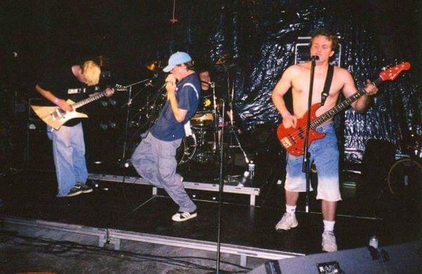 2 Ton Crutch band photo